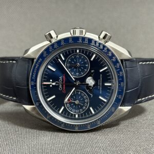 Omega Speedmaster Moonphase Chronograph 2021