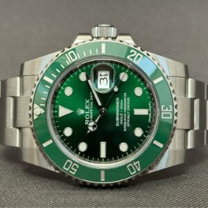 Rolex Submariner Date 116610LV ‘HULK’ 11/2018 Like New