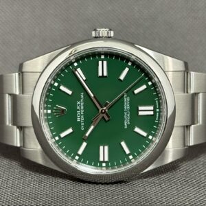 Rolex Oyster Perpetual 41 Green 124300 2025