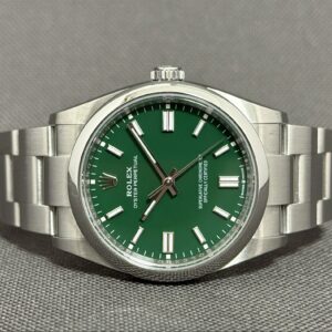 Rolex Oyster Perpetual 36 126000 ‘Green’ 12/2024